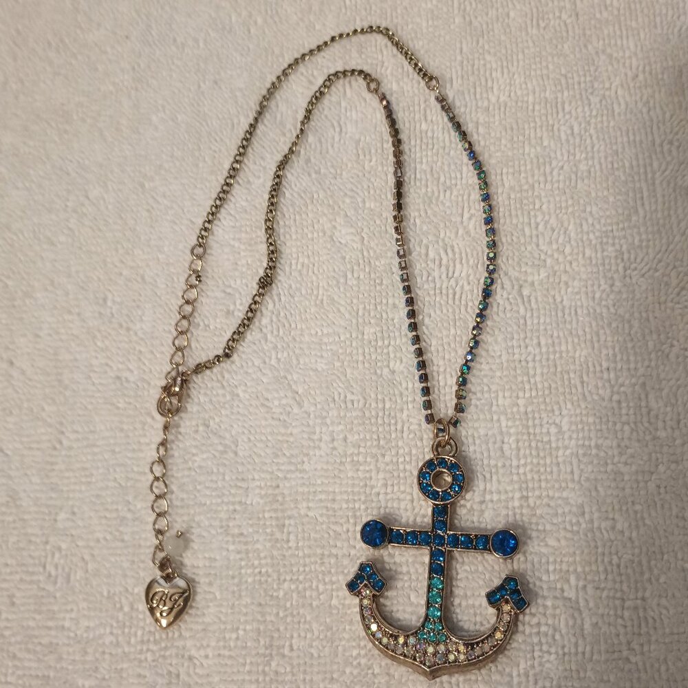 Betsy Johnson Blue Goldtone jeweled Anchor necklace. - Picture 1 of 4